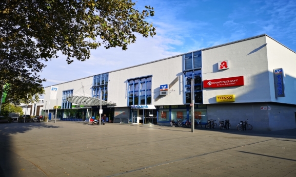 KampLintfort Interra kauft Fachmarktzentrum DRIA GmbH